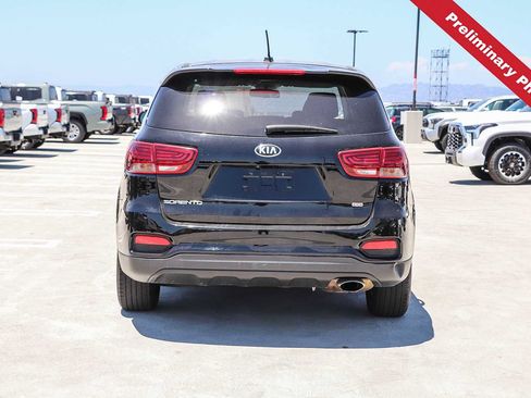 Used 2019 Kia Sorento FWD image 7