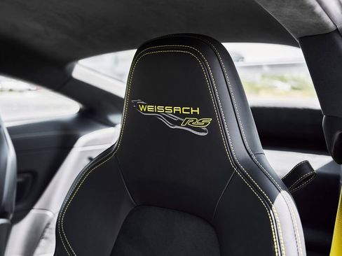 Used 2025 Porsche 911 GT3 RS w/ Weissach Package RWD image 50