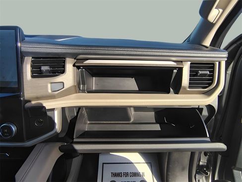 Used 2024 Ford Expedition Max Limited image 14