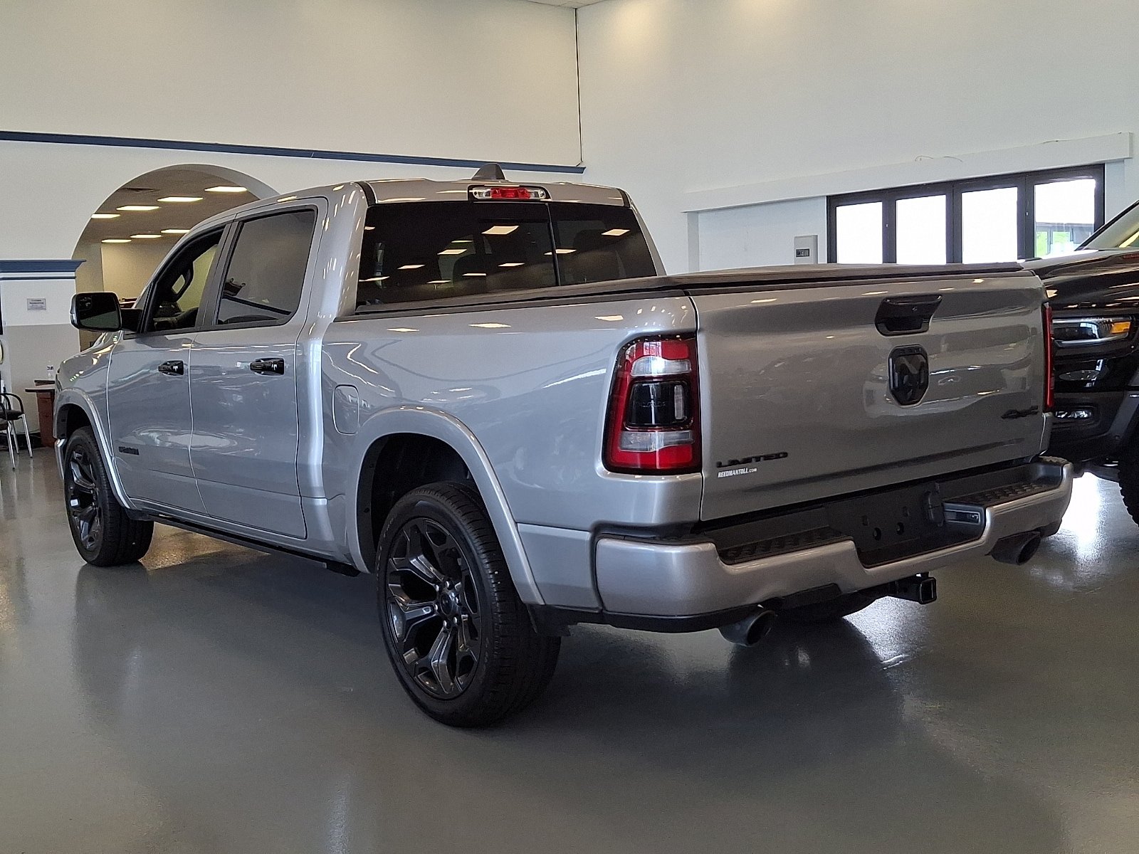 Used 2024 RAM 1500 Limited w/ Night Edition AWD/4WD image 4