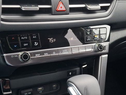 New 2026 Kia Seltos EX image 17