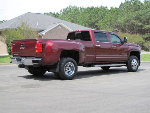 Used 2016 GMC Sierra 3500 SLT w/ Duramax Plus Package image 6