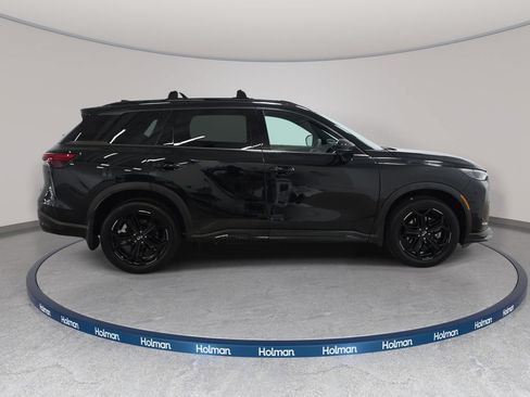 Certified 2026 INFINITI QX60 Sport w/ Dark Cargo Package AWD/4WD image 4