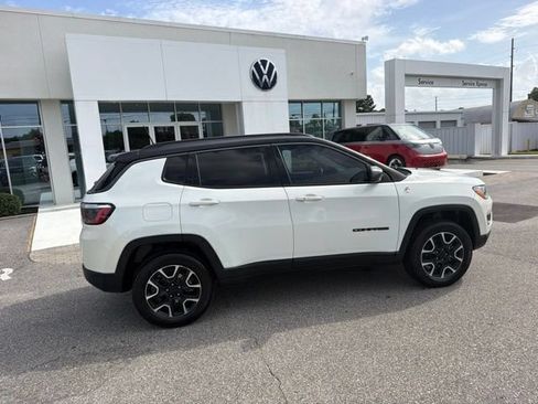 Used 2021 Jeep Compass Trailhawk AWD/4WD image 3