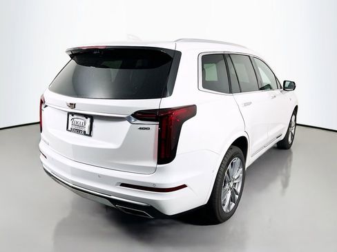 Used 2024 Cadillac XT6 Premium Luxury w/ Technology Package image 5