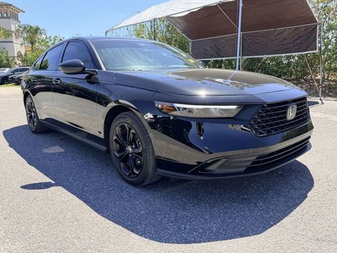 Used 2025 Honda Accord SE image 2