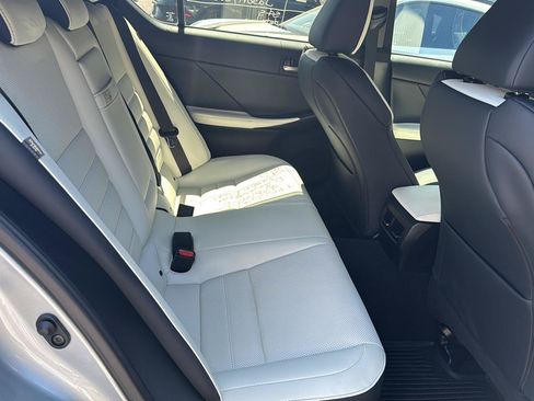 Used 2023 Lexus IS 500 RWD image 14