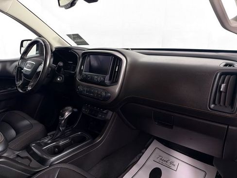 Used 2022 GMC Canyon AT4 image 31