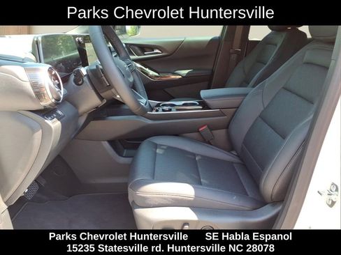 New 2026 Chevrolet Equinox LT w/ Convenience Package II FWD image 15