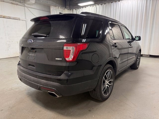 Used 2017 Ford Explorer Sport AWD/4WD image 5