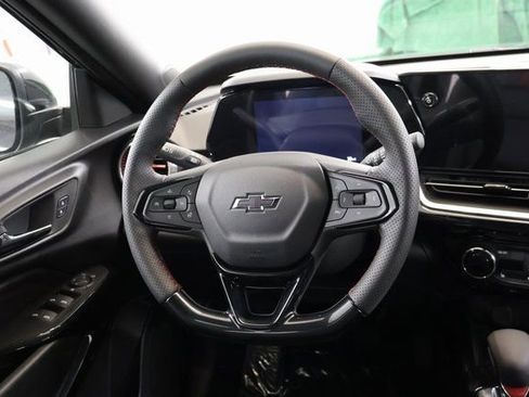 New 2026 Chevrolet Trax RS w/ Sunroof Package image 16