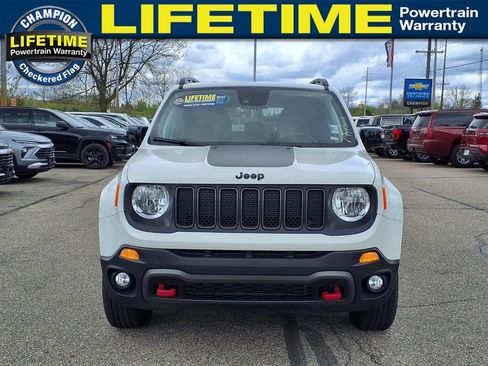 Used 2023 Jeep Renegade Trailhawk AWD/4WD image 2