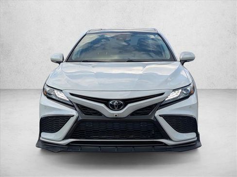 Used 2021 Toyota Camry XSE w/ Navigation Package FWD image 2