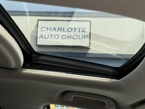 Used 2011 Honda Odyssey EX-L image 25