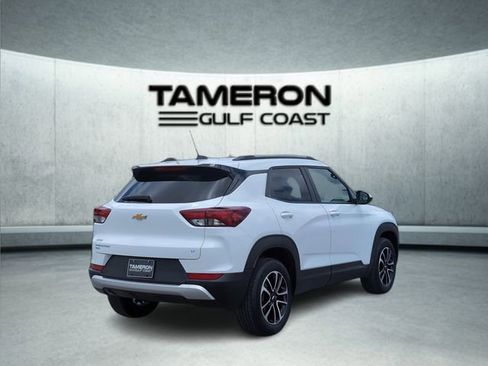 Used 2025 Chevrolet TrailBlazer LT AWD/4WD image 7