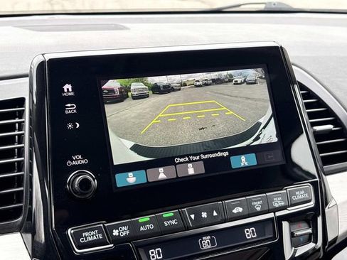 Used 2023 Honda Odyssey Touring image 14