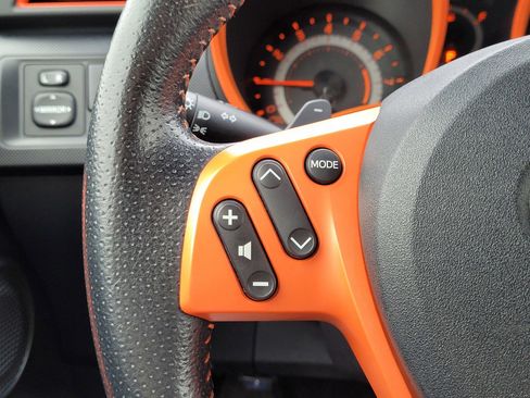 Used 2015 Scion tC image 18