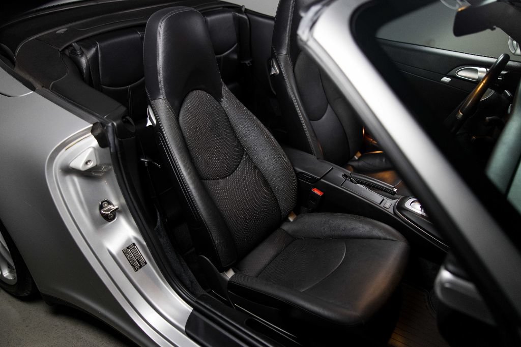 Used 2009 Porsche 911 Carrera 4S AWD/4WD image 18
