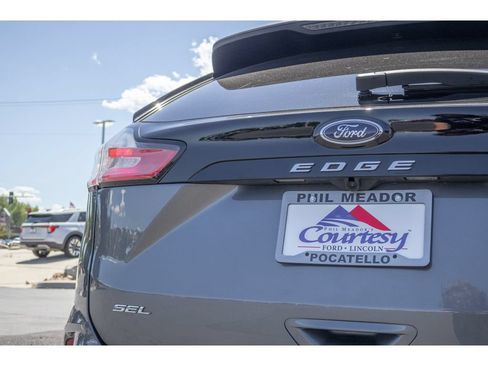 Used 2024 Ford Edge SEL AWD/4WD image 29