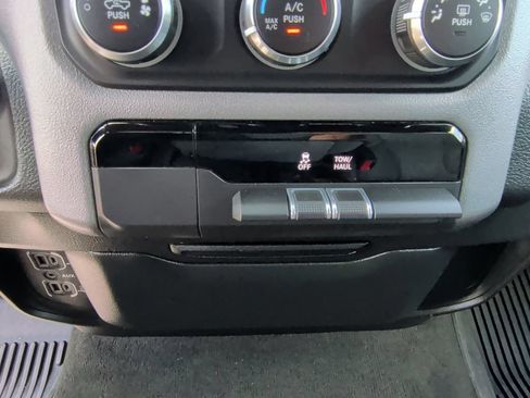 Used 2022 RAM 1500 Lone Star AWD/4WD image 28