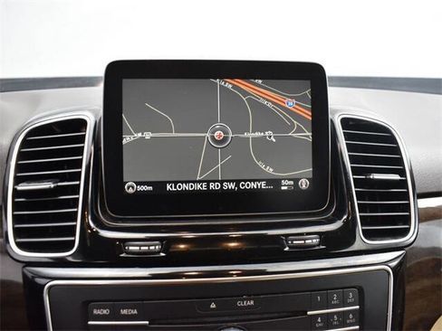 Used 2018 Mercedes-Benz GLE 350 w/ Premium 1 Package image 11