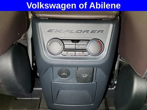 Used 2026 Ford Explorer Platinum RWD image 23