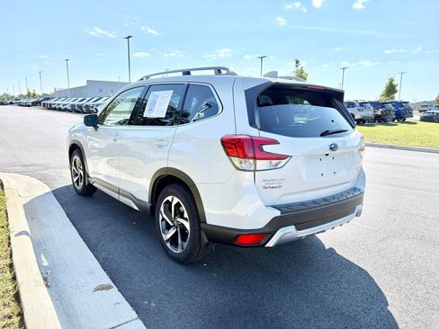 Used 2023 Subaru Forester Touring w/ Popular Package #2 AWD/4WD image 6