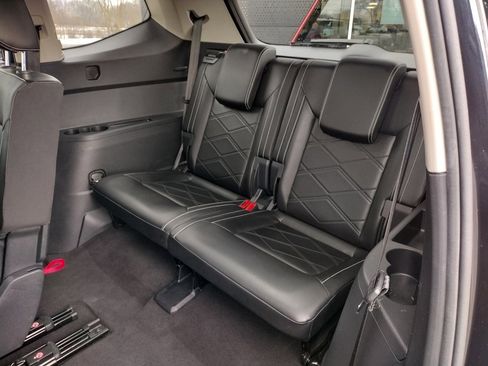 Used 2024 Volkswagen Atlas SE image 9