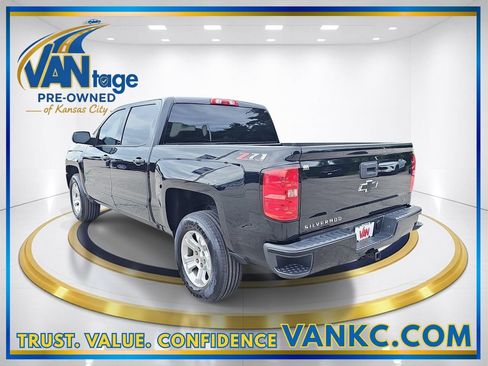 Used 2018 Chevrolet Silverado 1500 LT w/ All Star Edition AWD/4WD image 9