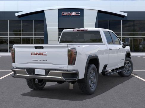 New 2026 GMC Sierra 3500 SLT image 4