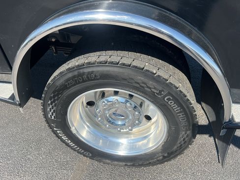 Used 2024 Ford F450 Lariat w/ Lariat Ultimate Package image 9