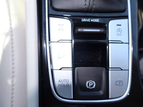 Used 2025 Hyundai Tucson SEL AWD/4WD image 16