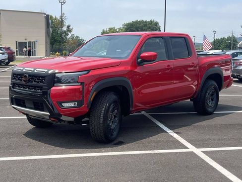 Used 2026 Nissan Frontier PRO-4X AWD/4WD image 7