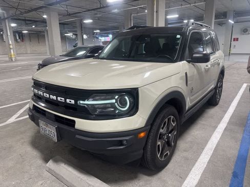 Used 2024 Ford Bronco Sport Outer Banks w/ Tech Package AWD/4WD image 1