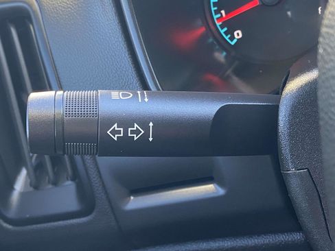 Used 2021 Chevrolet Colorado LT w/ Fleet Safety Package image 19