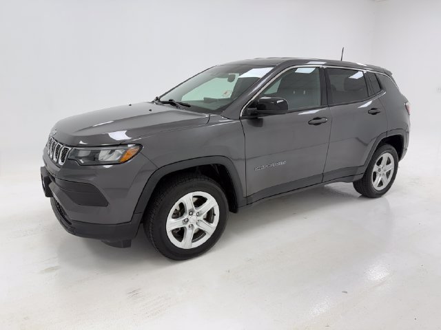 Used 2023 Jeep Compass Sport AWD/4WD image 5