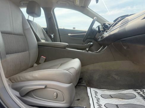 Used 2018 Chevrolet Impala LS image 25