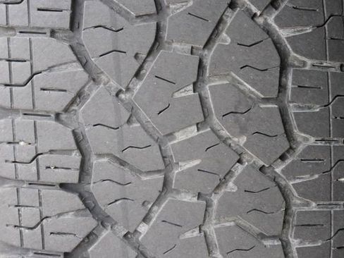 Used 2023 Chevrolet Silverado 1500 LT image 11