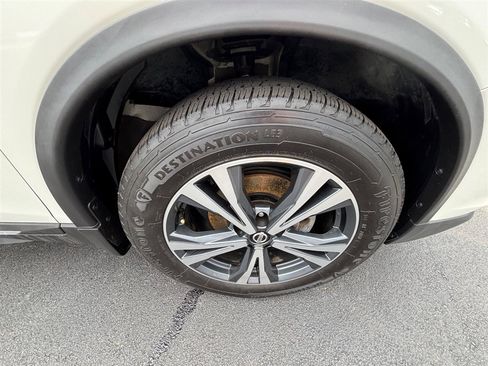 Used 2018 Nissan Rogue SL w/ Premium Package FWD image 29