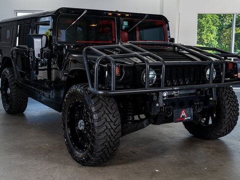 Used 2002 HUMMER H1 4-Door Wagon image 4