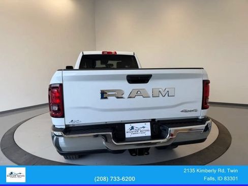 Used 2025 RAM 3500 Tradesman w/ Chrome Appearance Group AWD/4WD image 4