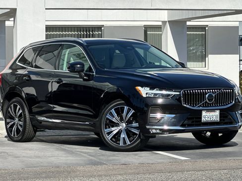 Certified 2023 Volvo XC60 B5 Plus w/ Protection Package Premier image 2