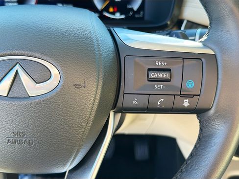 Used 2025 INFINITI QX60 Luxe w/ Vision Package image 41