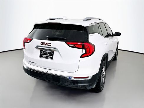 Used 2021 GMC Terrain SLT image 7