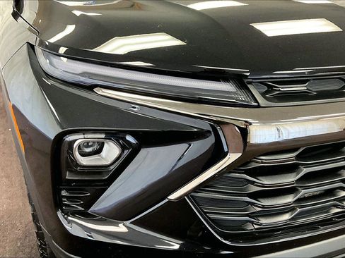 Used 2025 Chevrolet TrailBlazer ACTIV w/ Driver Confidence Package image 27