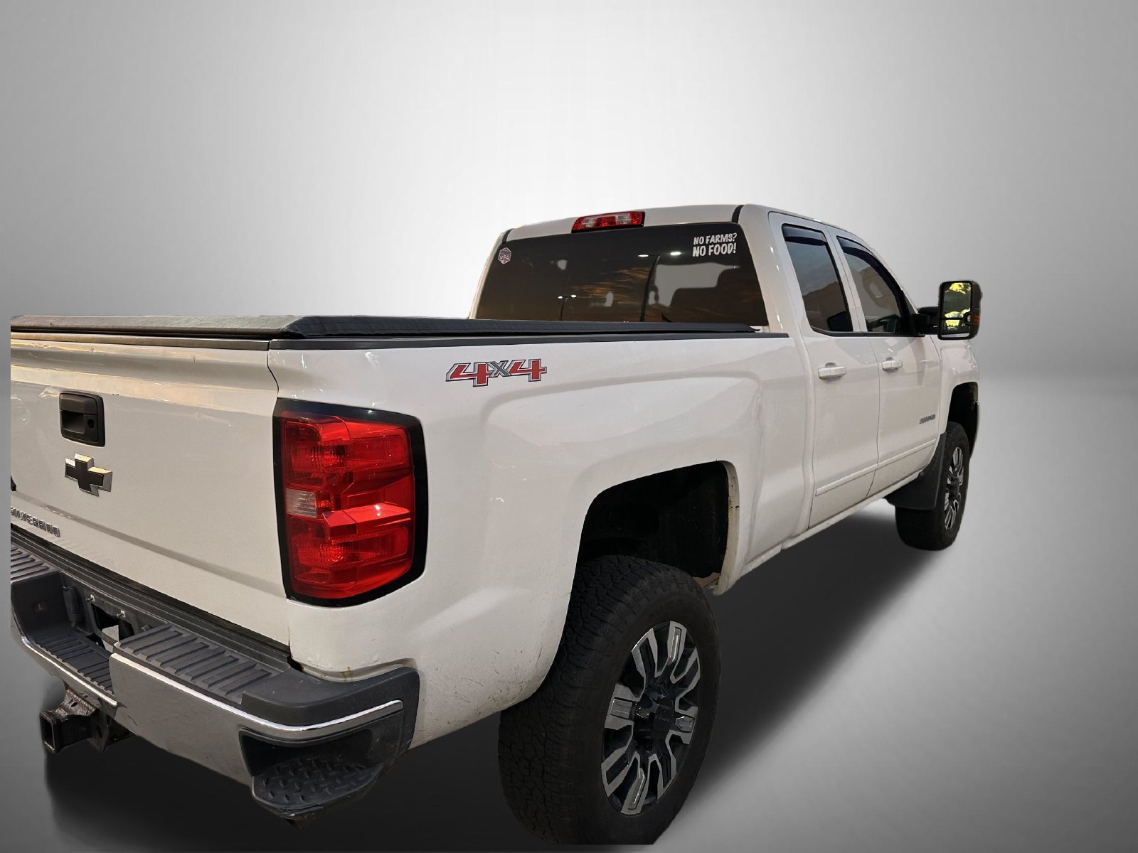 Used 2015 Chevrolet Silverado 2500 LT w/ LT Convenience Package AWD/4WD image 3