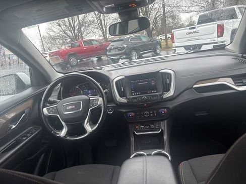 Used 2021 GMC Terrain SLE w/ Driver Convenience Package image 13