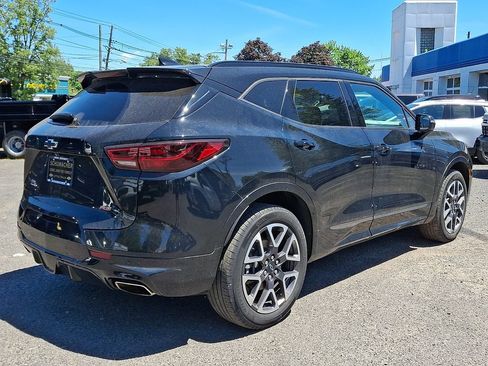 Certified 2023 Chevrolet Blazer RS w/ Enhanced Convenience Package AWD/4WD image 7
