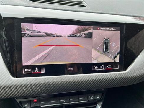 Used 2024 Audi e-tron GT Prestige w/ Prestige Package image 34