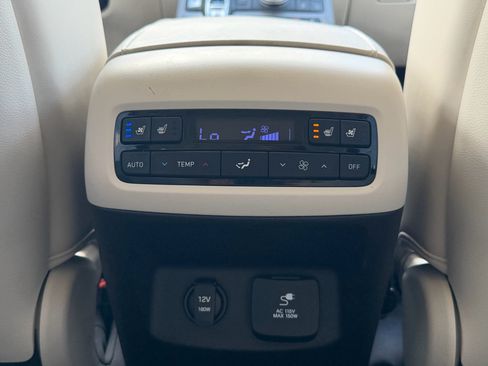 Used 2020 Hyundai Palisade Limited AWD/4WD image 26
